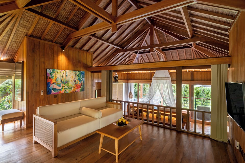 Deluxe Suite with Hot Tub and Free Scheduled Activities | Premium bedding, pillowtop beds, minibar, in-room safe
