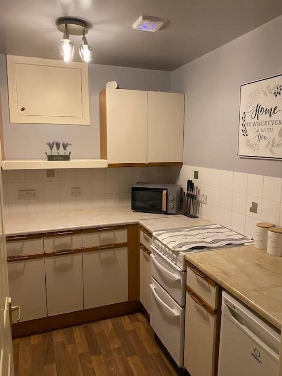 City Apartment, Accessible, Private Bathroom (Homely ) | Private kitchen