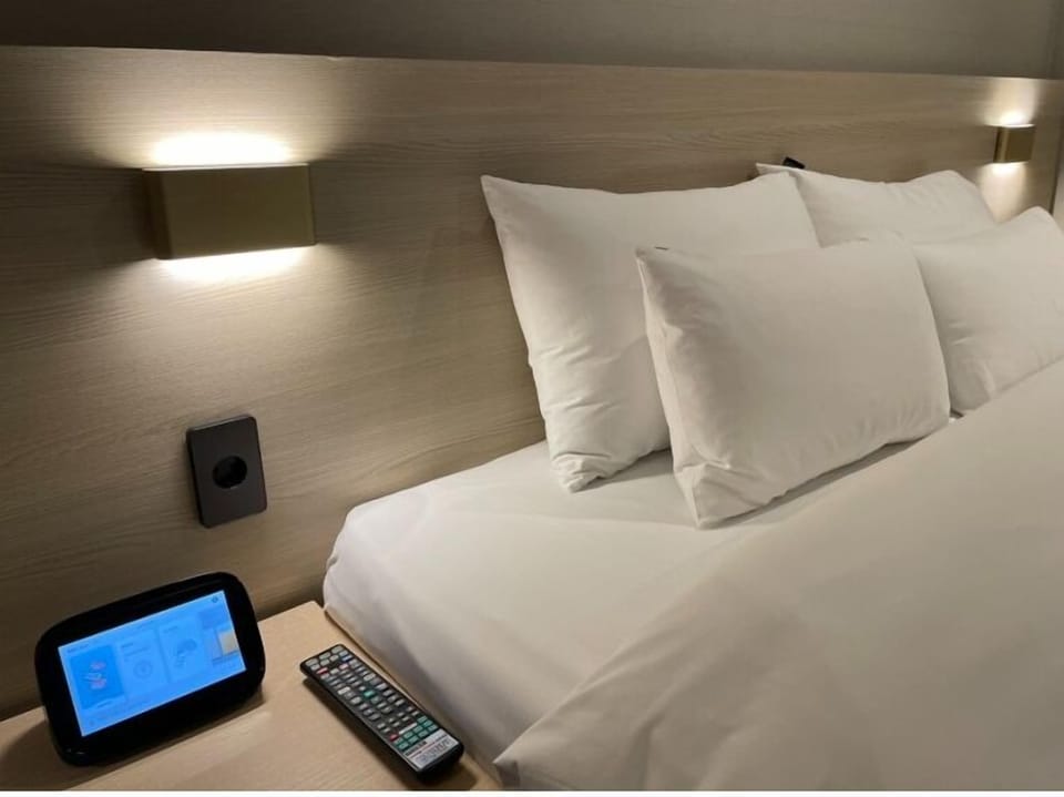 Deluxe Double Room | Premium bedding, down comforters, desk, laptop workspace
