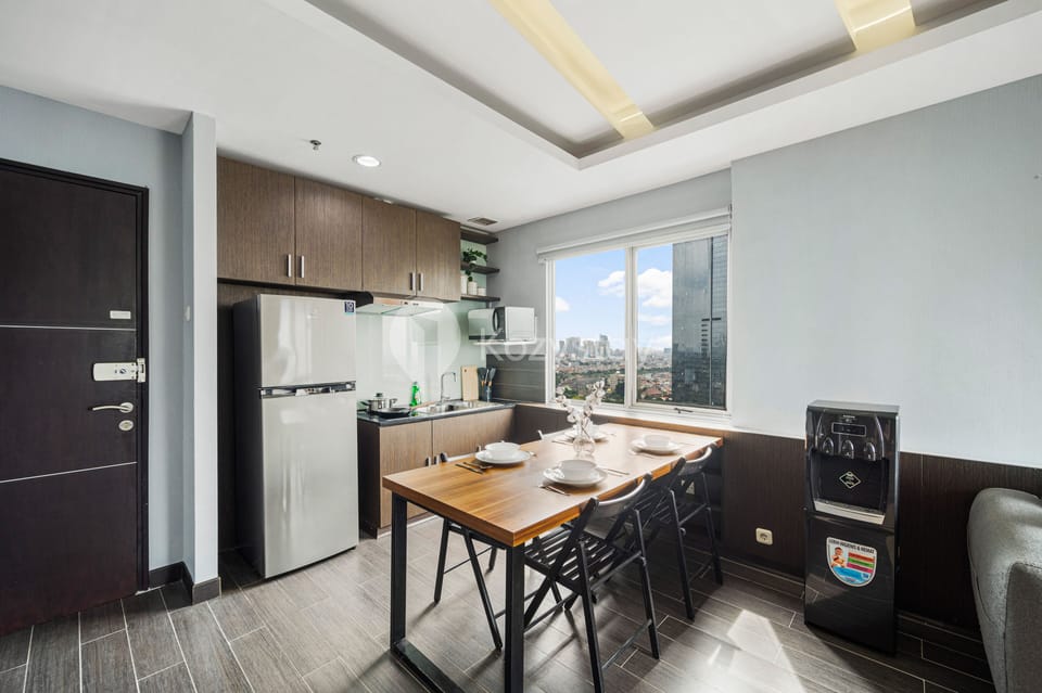 Apartment, 3 Bedrooms | Dining room