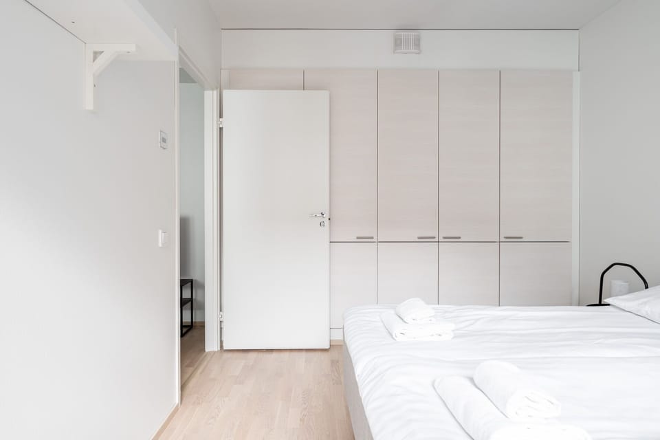 1BR & Balcony next to Railway Station Apartment in Finland