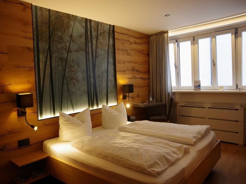 Comfort Double Room | Soundproofing, WiFi (free), bed sheets