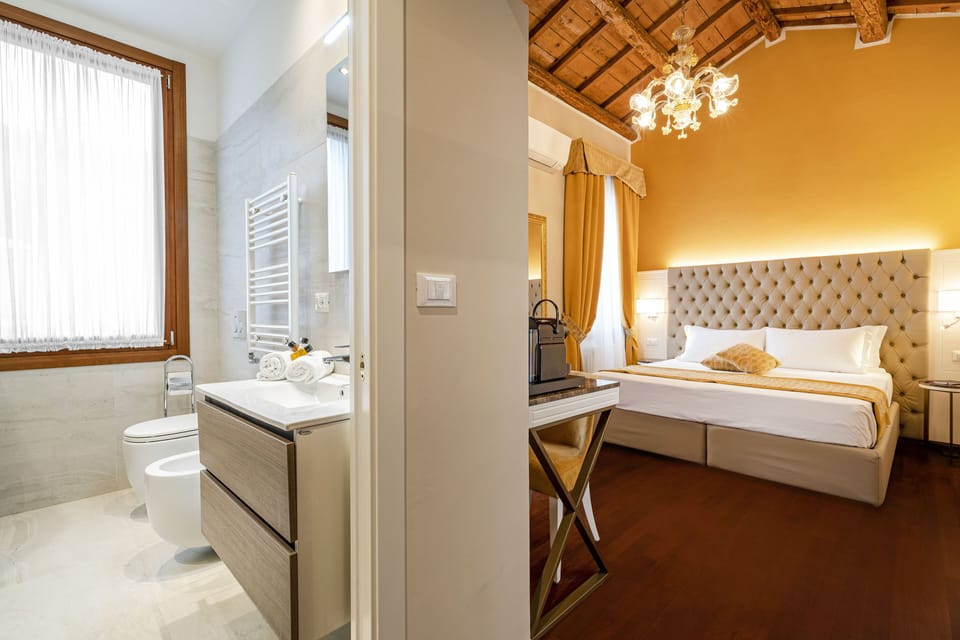 Deluxe Double or Twin Room (Deluxe Casanova) | In-room safe, desk, laptop workspace, free WiFi