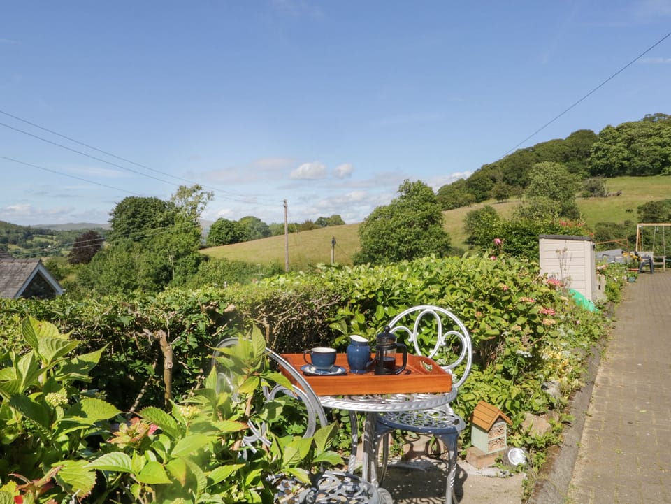Cottage | Balcony