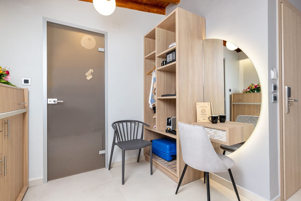  The Loft - Private Terrace Deluxe Suite | Premium bedding, down comforters, pillowtop beds, minibar (free items)