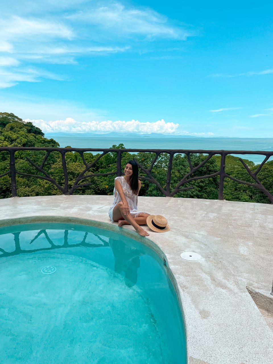 Akua Ocean View Suites Hotel in Puntarenas Province