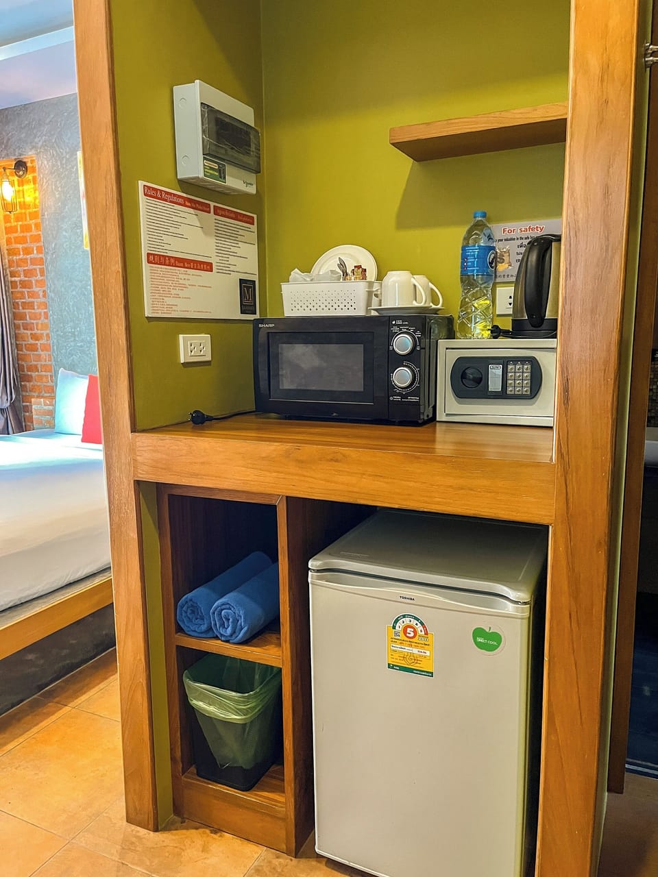 Double Room | In-room safe, desk, soundproofing, free WiFi