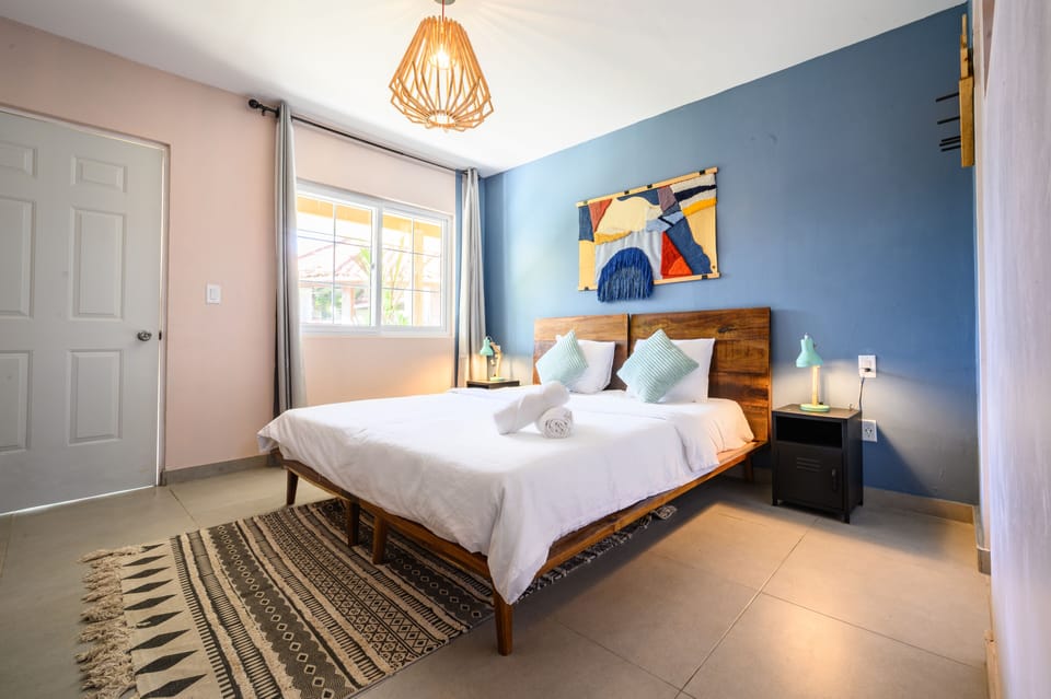 WiFi (free), bed sheets