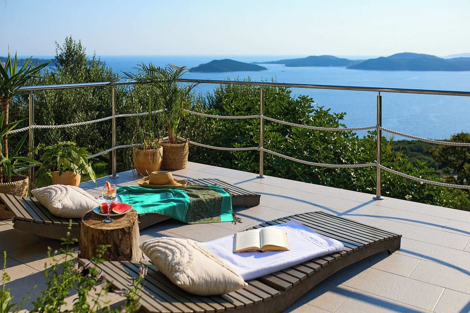 House (2 Bedrooms) | Terrace/patio