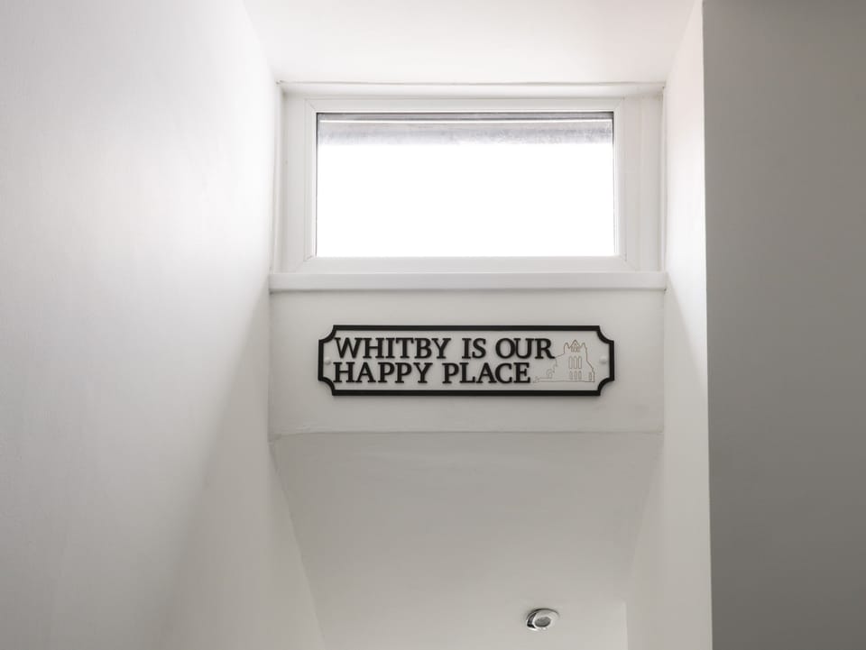 Cottage | 2 bedrooms, individually decorated, individually furnished, free WiFi