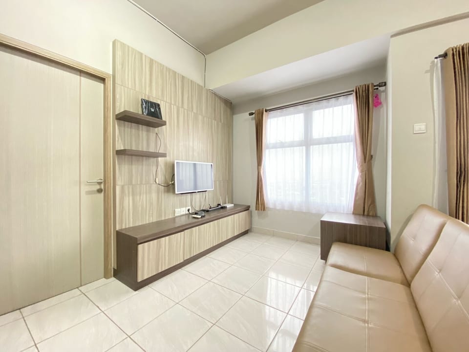 Apartment, 2 Bedrooms | Living area | TV