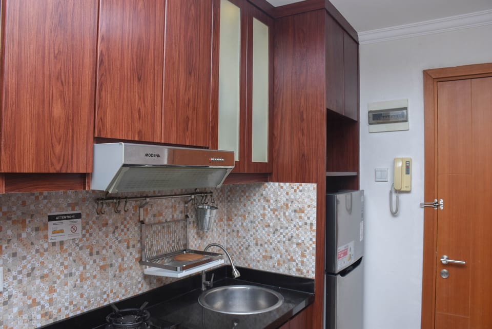 Apartment, 1 Bedroom | Private kitchen | Fridge, cookware/dishes/utensils