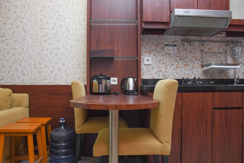 Apartment, 1 Bedroom | Living area | TV
