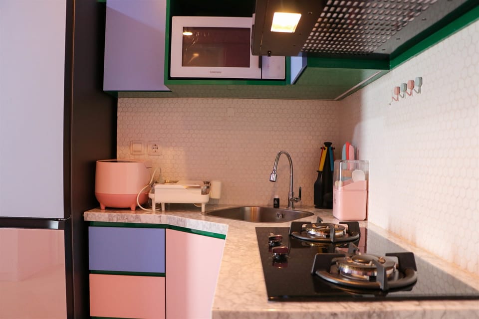 Apartment, 2 Bedrooms | Private kitchen | Fridge, cookware/dishes/utensils