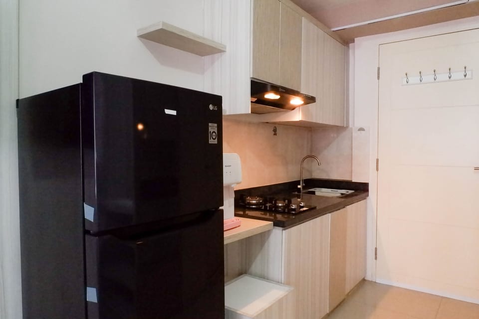 Apartment | Private kitchen | Fridge, cookware/dishes/utensils