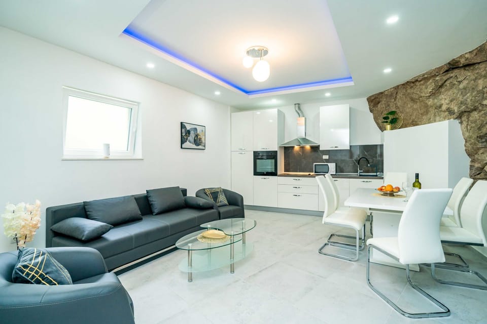 Apartment (Two Bedroom Apartment with Terrace an) | Living room | TV