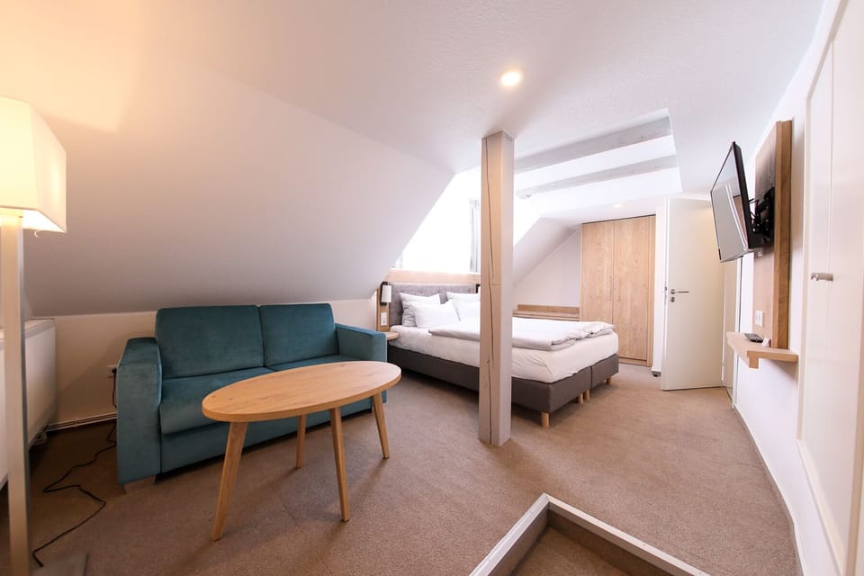 Superior Double Room (8) | Hypo-allergenic bedding, free WiFi