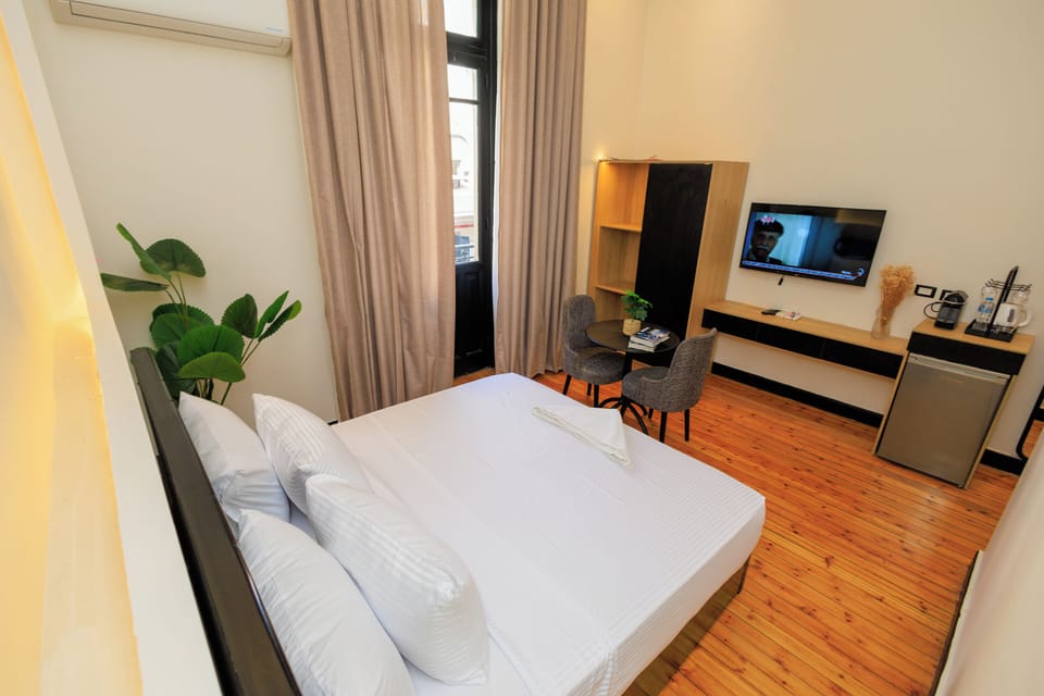 Deluxe Double Room | Egyptian cotton sheets, premium bedding, memory foam beds, in-room safe