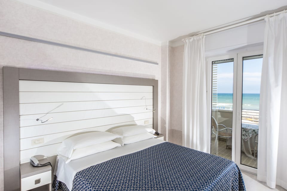 Deluxe Triple Room | Frette Italian sheets, premium bedding, minibar, in-room safe
