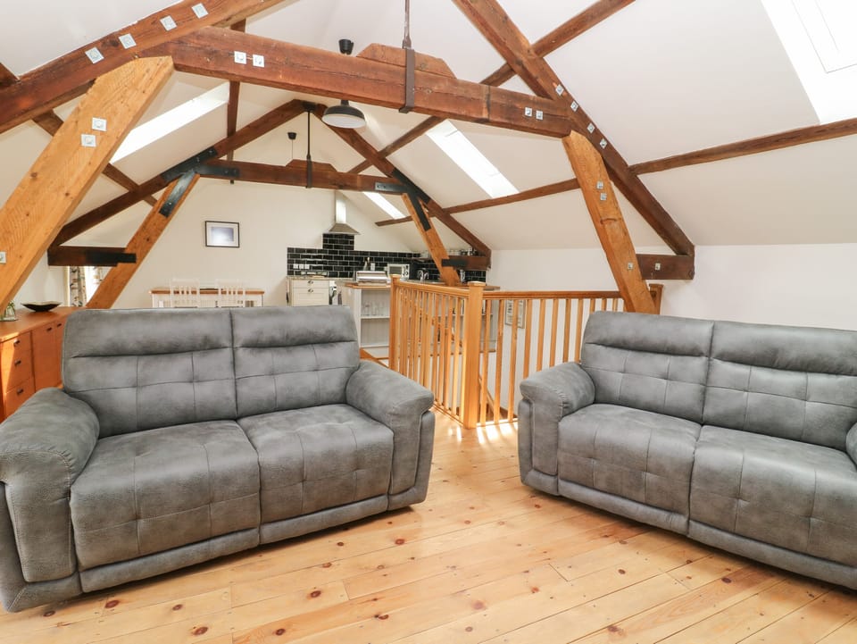 Cottage | Living room | Fireplace