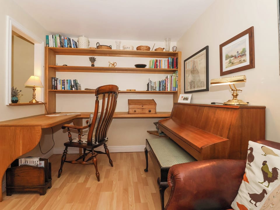 Cottage | Interior