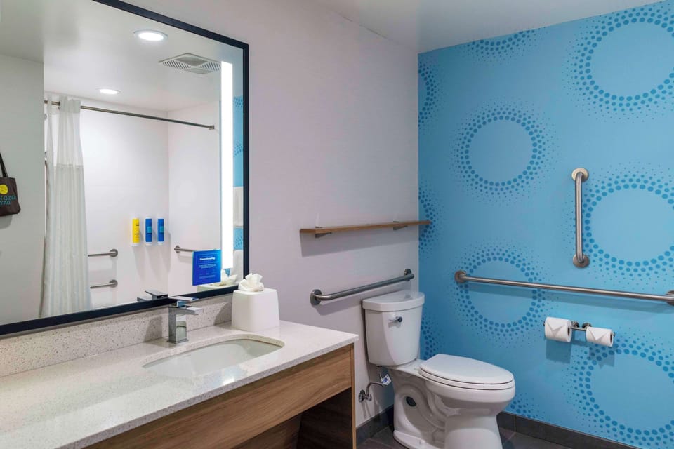 Free toiletries, hair dryer, towels