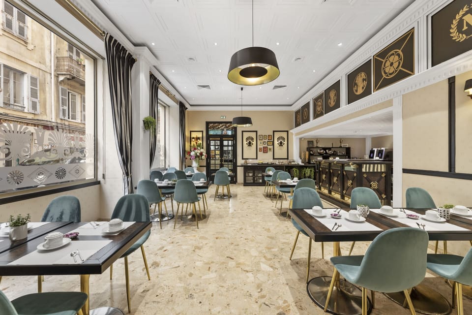 Daily buffet breakfast (EUR 14 per person)