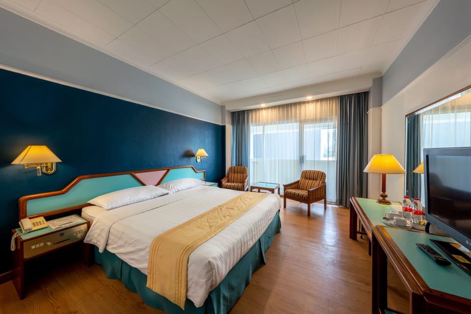 Comfort Double Room | Desk, free WiFi, bed sheets