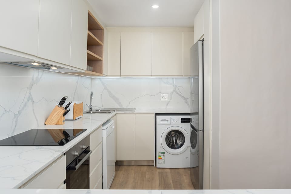 Luxury Apartment | Private kitchen | Fridge, microwave, oven, stovetop