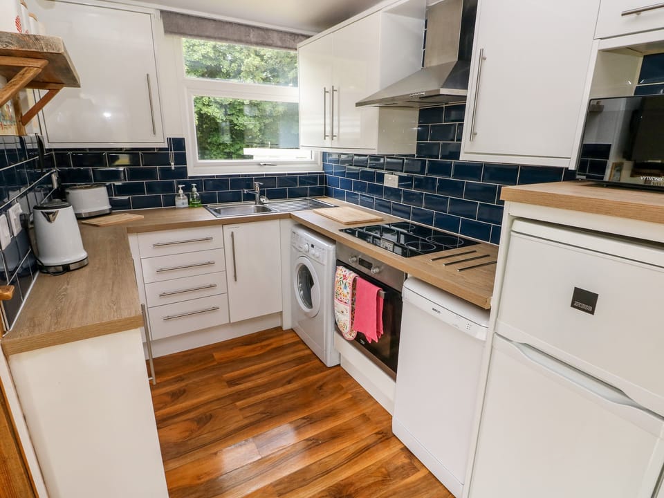 Fridge, dishwasher, electric kettle, toaster