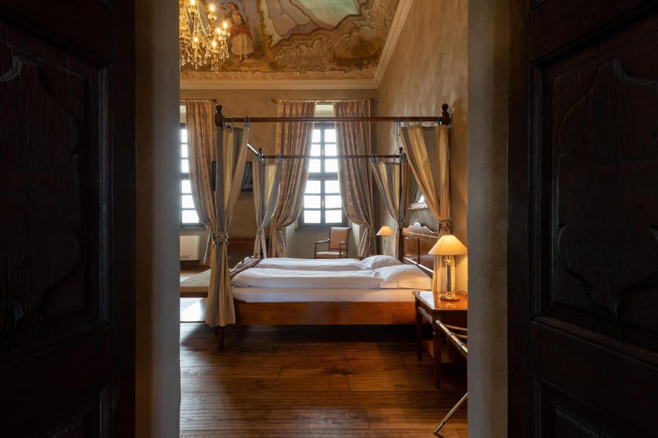 Hypo-allergenic bedding, free minibar, in-room safe