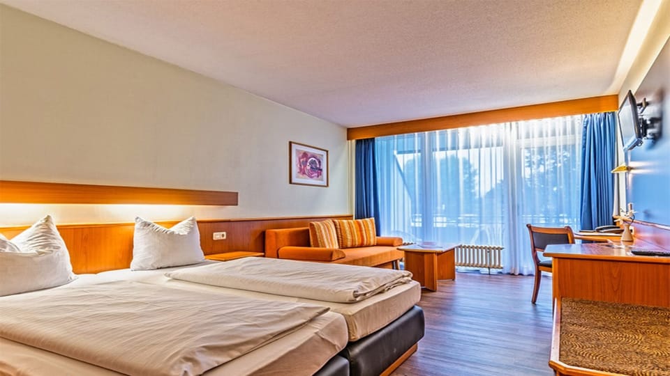 Family Room, Balcony | Bathroom | Shower, hair dryer, towels