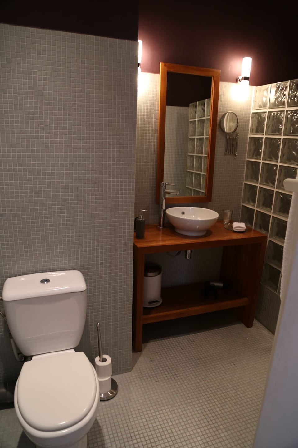 Comfort Double Room | Individually decorated, desk, free WiFi, bed sheets