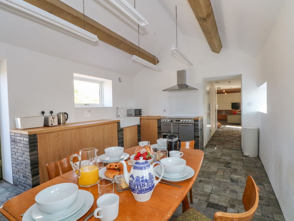 Fridge, dishwasher, electric kettle, toaster