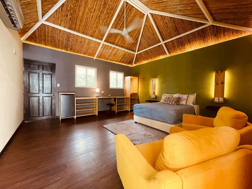 Junior Double Room, 1 Bedroom | Soundproofing, free WiFi, bed sheets