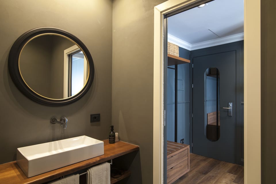 Superior Quadruple Room | Memory foam beds, minibar, in-room safe, desk