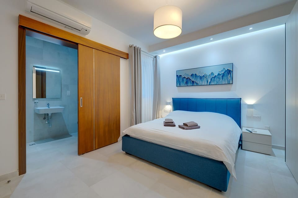 Superlative Apartment With Valletta and Harbour Views Apartment in Sliema