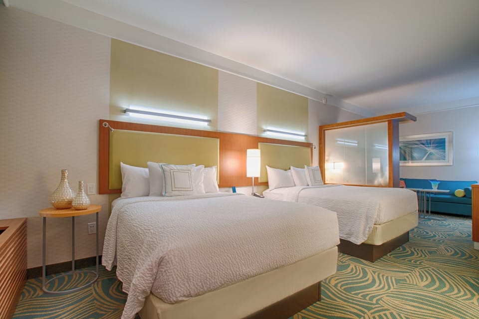 Premium bedding, Tempur-Pedic beds, in-room safe, desk