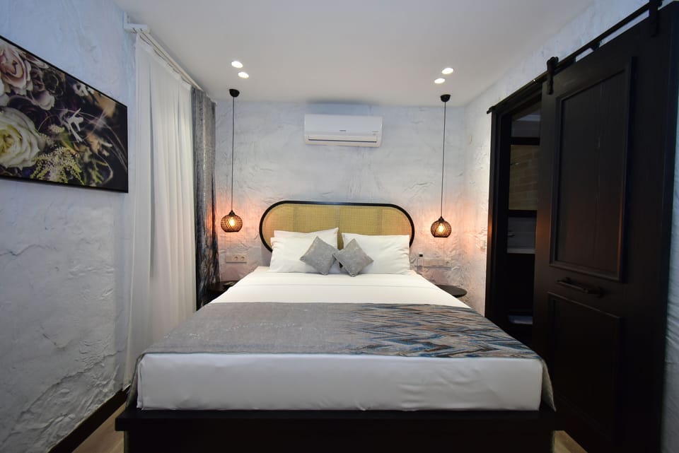 Triple Room | Free WiFi, bed sheets