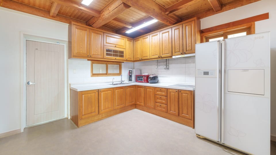 Basic Room, 5 Bedrooms (family) | 5 bedrooms, free WiFi