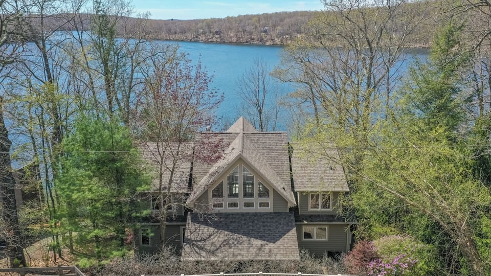 House (6 Bedrooms) | Property amenity