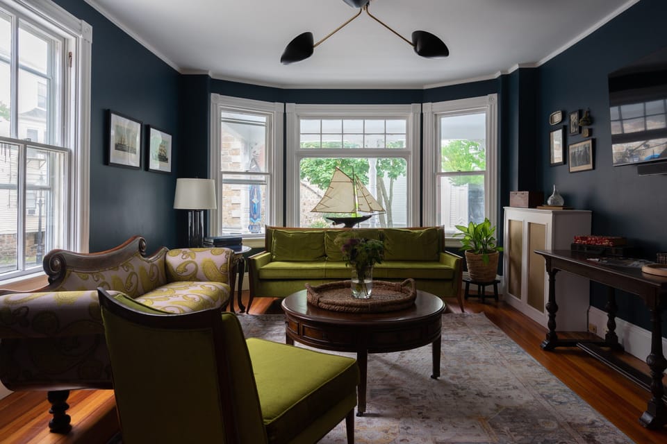 42-inch Smart TV with digital channels, TV, Netflix