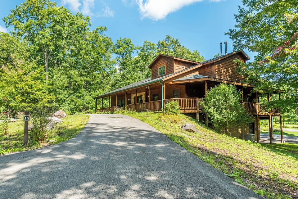 House (4 Bedrooms) | Property amenity