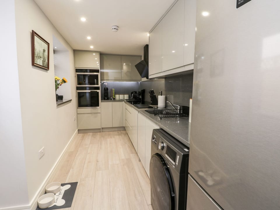 Fridge, dishwasher, electric kettle, toaster