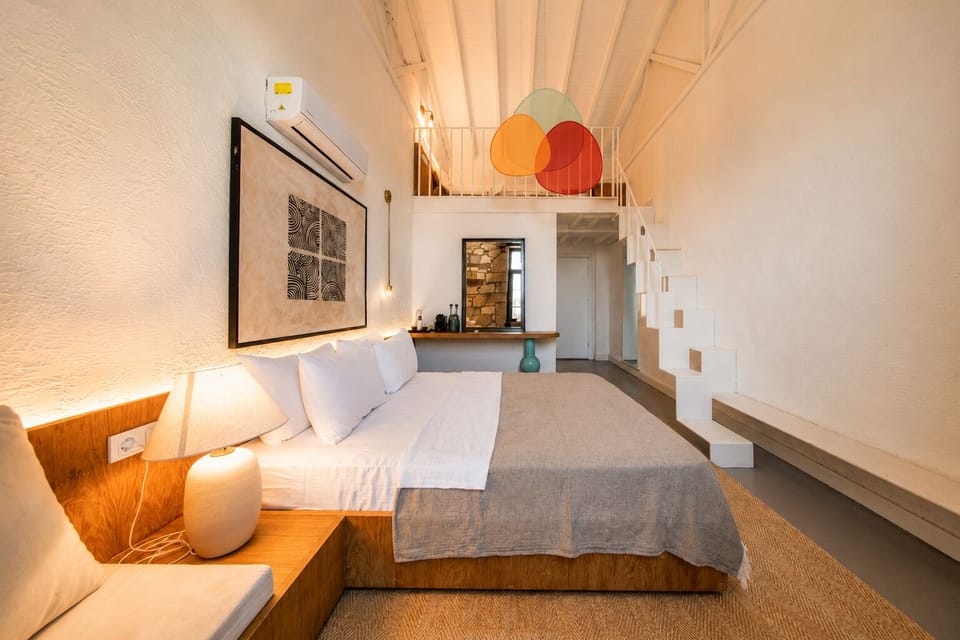 Superior Loft, Mezzanine | Soundproofing, free WiFi