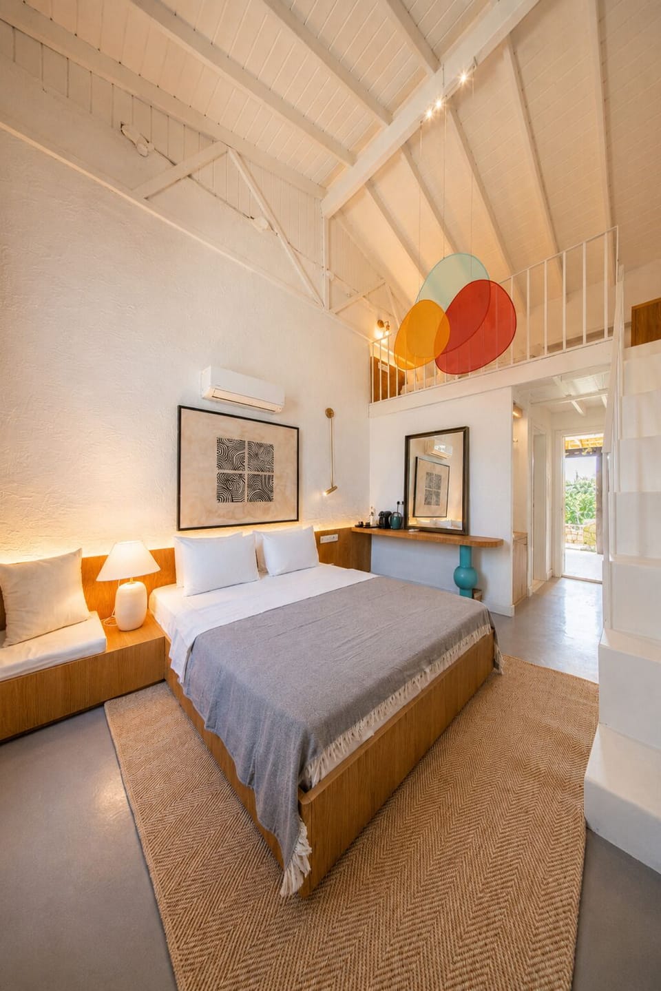 Superior Loft, Mezzanine | Soundproofing, free WiFi