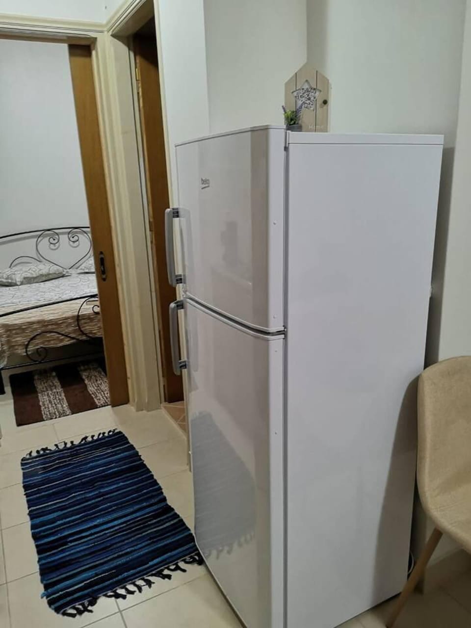 Apartment | Private kitchen | Fridge, microwave, oven, stovetop