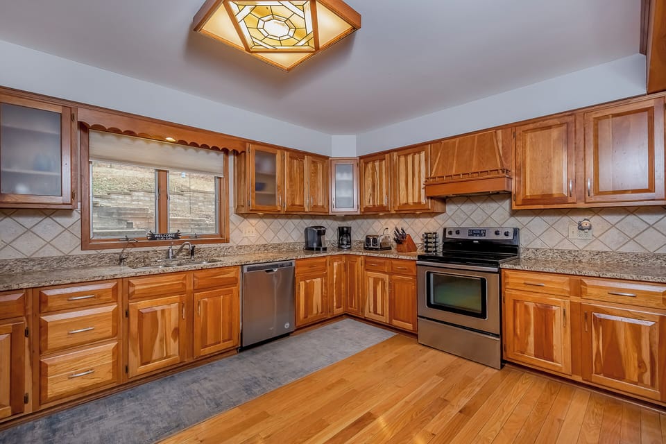 House (5 Bedrooms) | Property amenity
