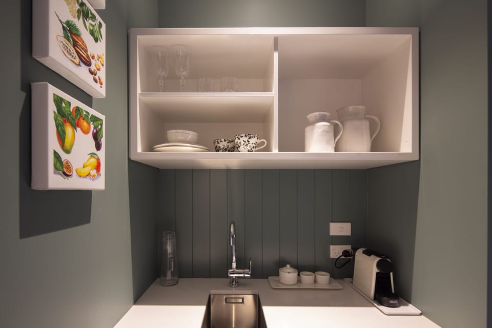 Room 2 Superking Ensuite, Accessible | Premium bedding, individually decorated, individually furnished, desk