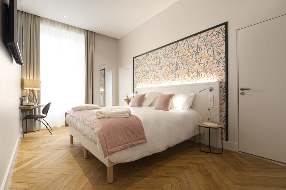 Premium bedding, pillowtop beds, in-room safe, blackout drapes